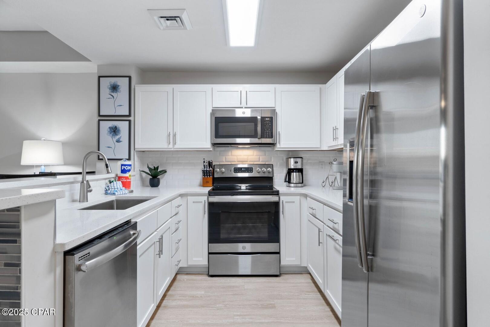 Calypso Towers III - Residential