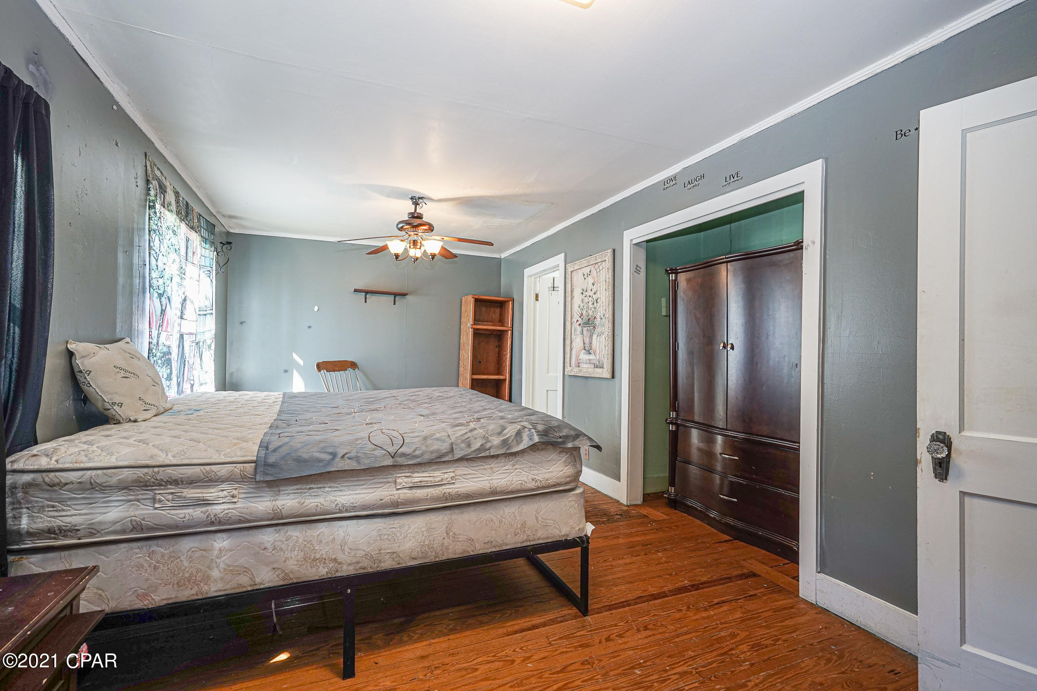 Pine View - Residential