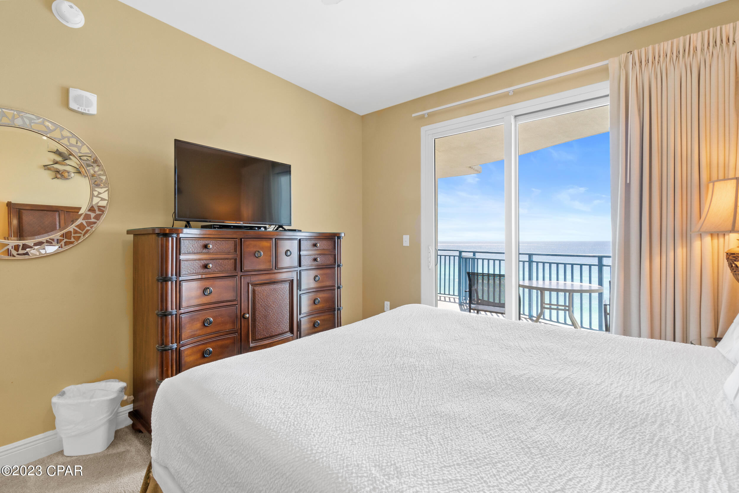 Sterling Breeze - Residential