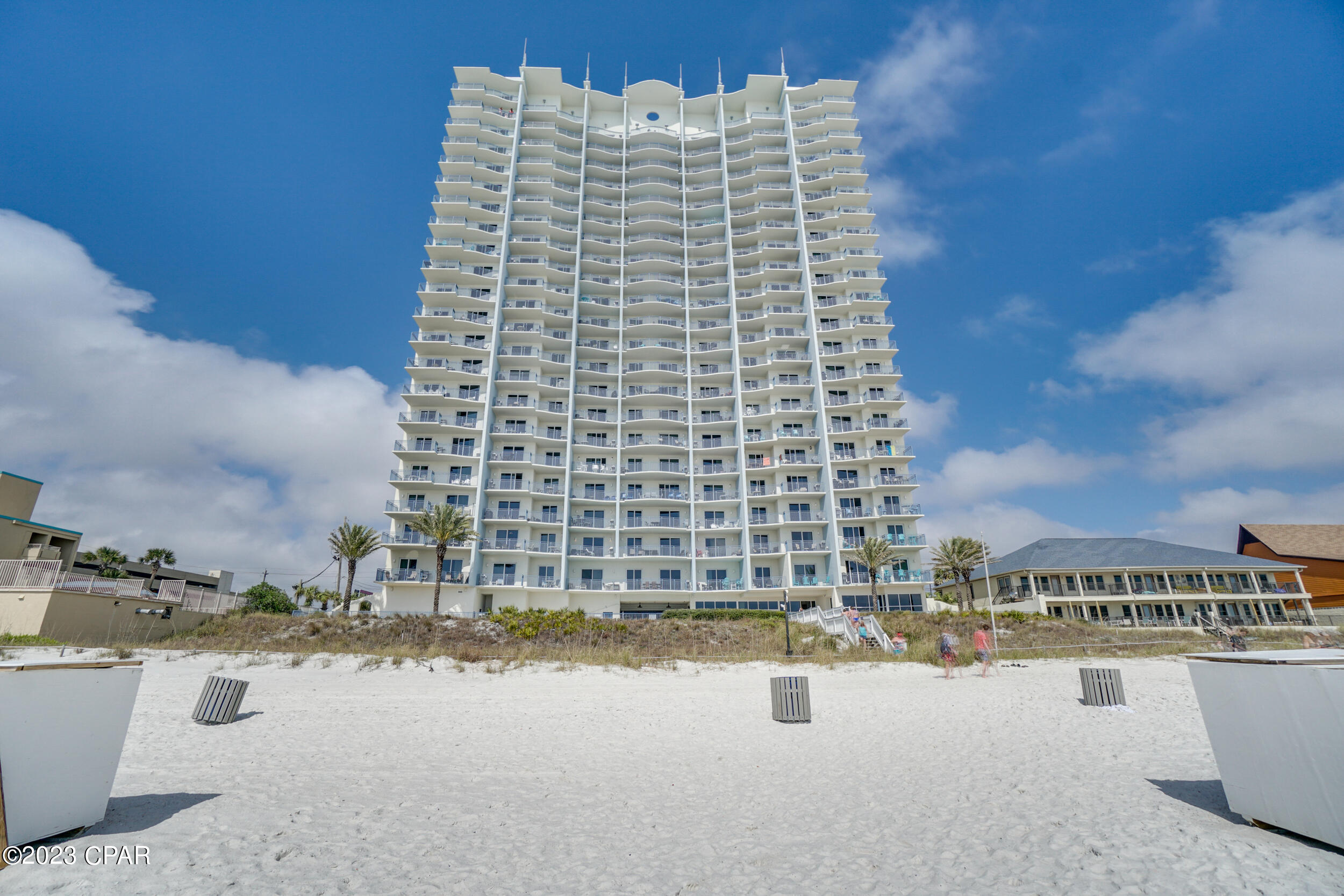 Sterling Breeze - Residential