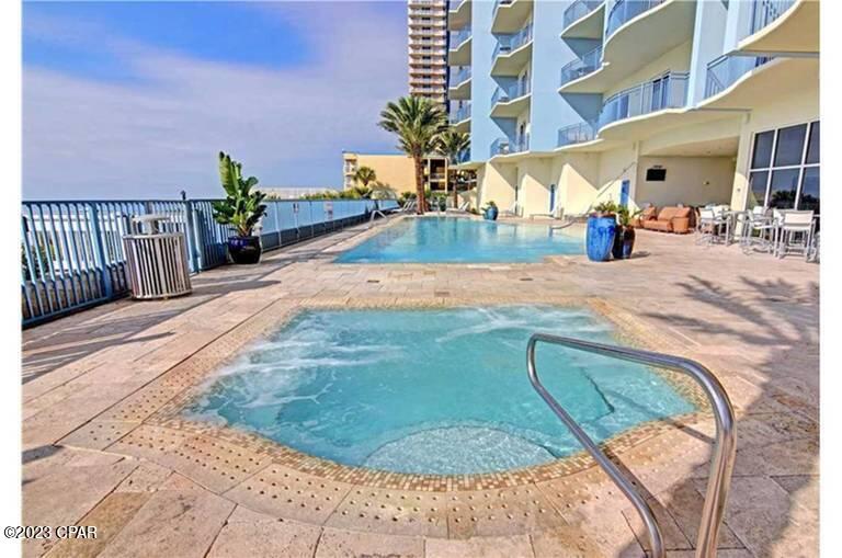 Sterling Breeze - Residential