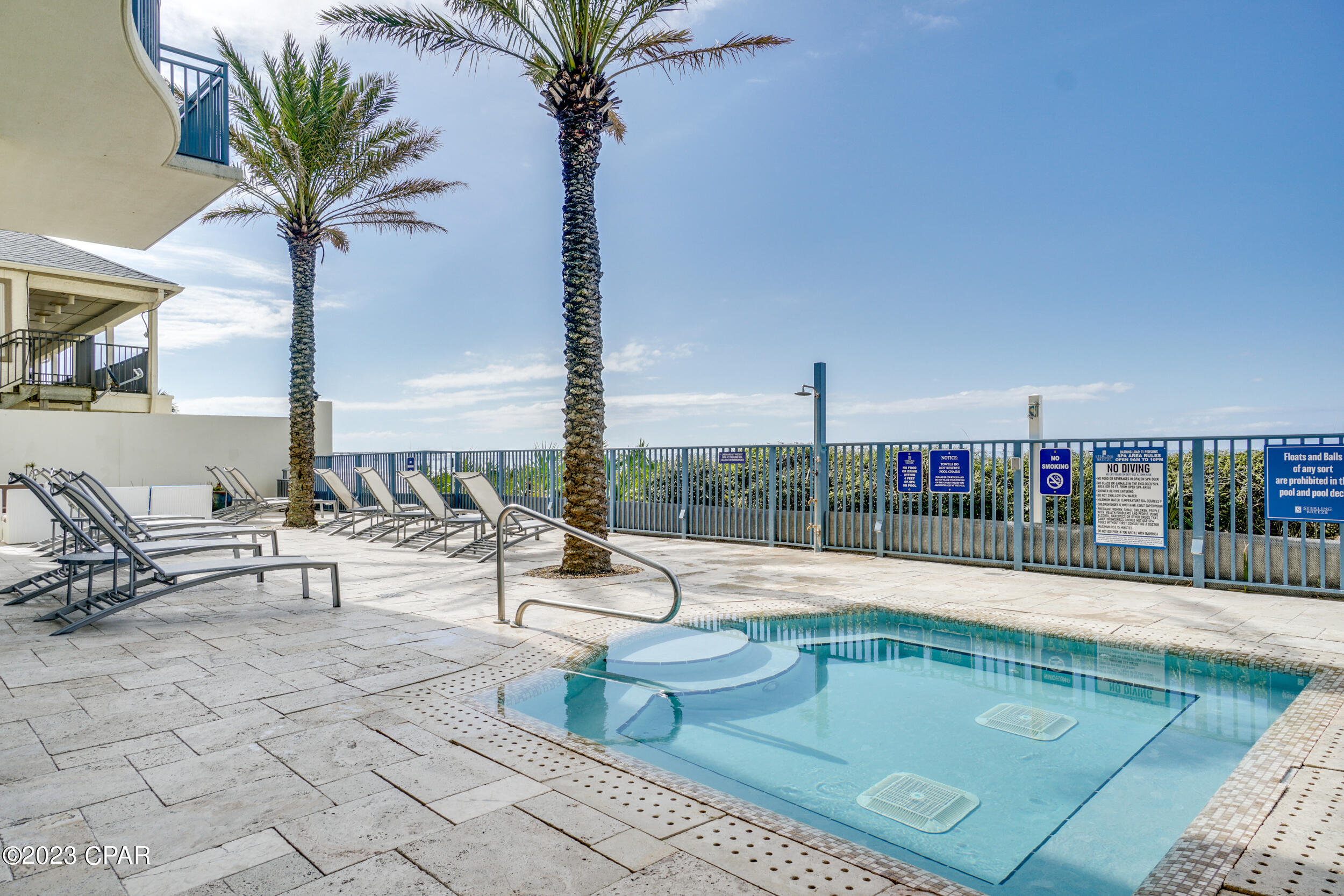 Sterling Breeze - Residential