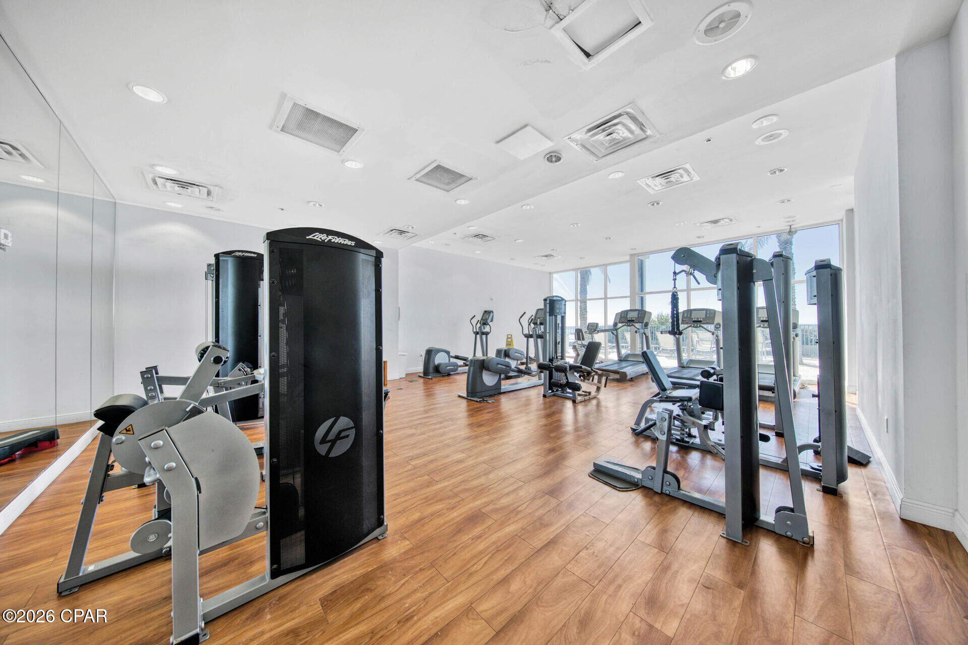 Sterling Breeze - Residential