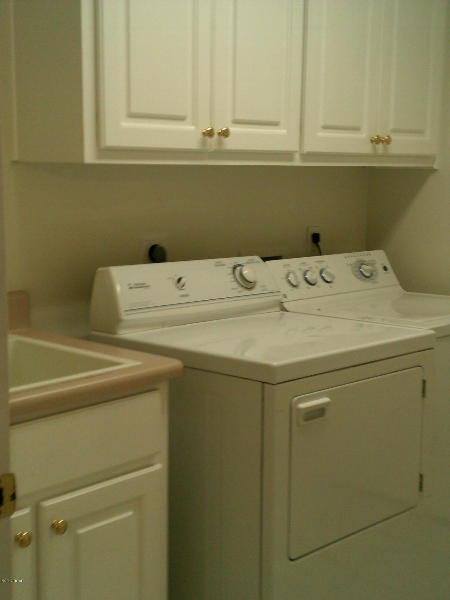Mowat Highlands Ph III - Residential Lease