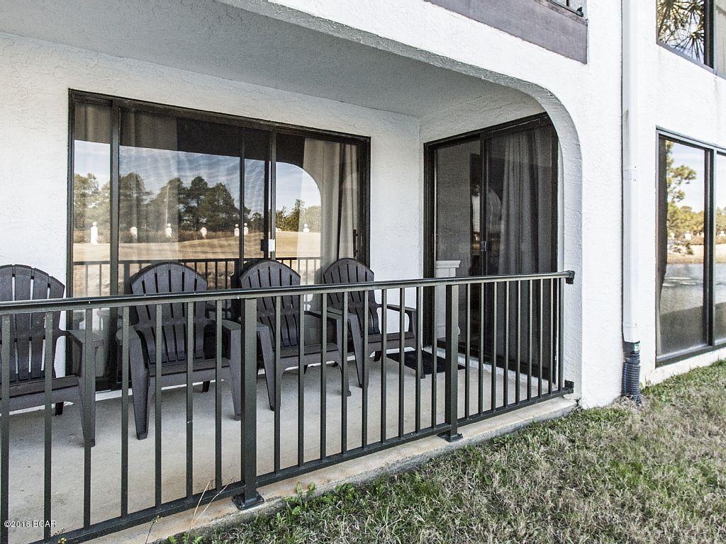 Edgewater Golf Villas V-B - Residential