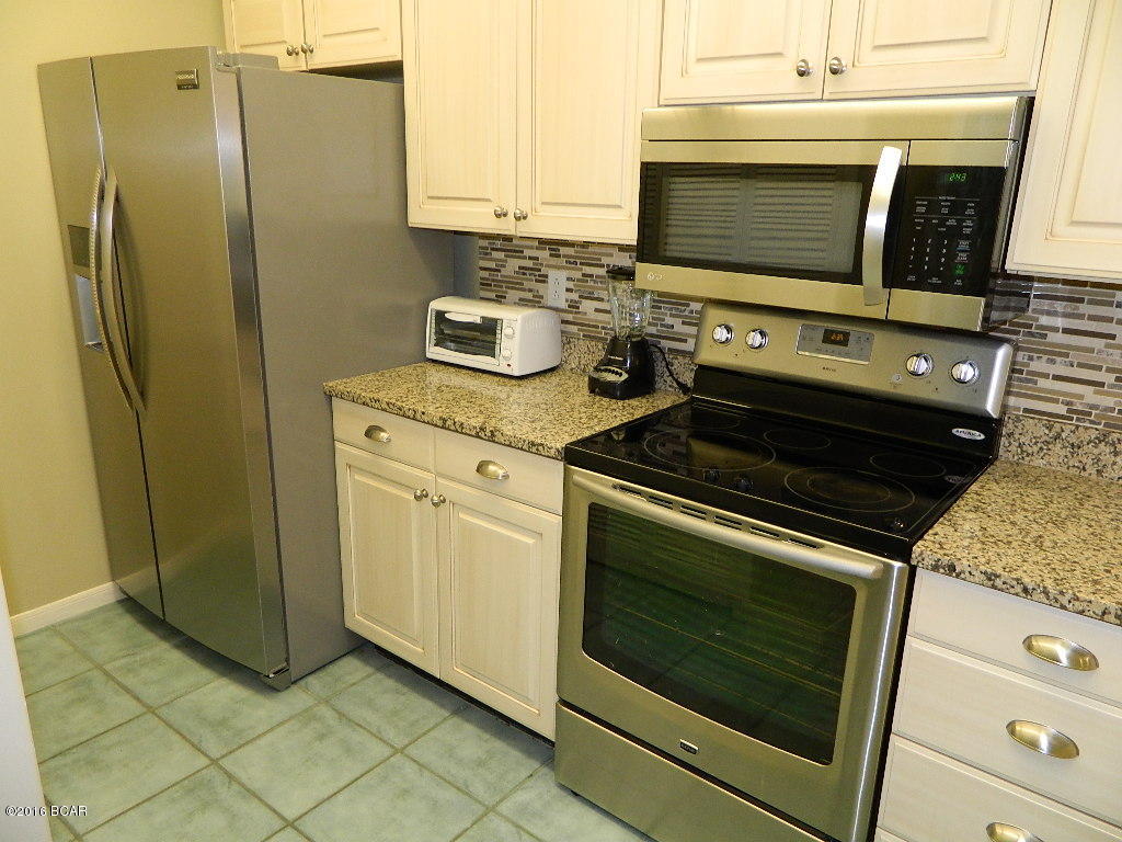 Edgewater Golf Villas V-B - Residential