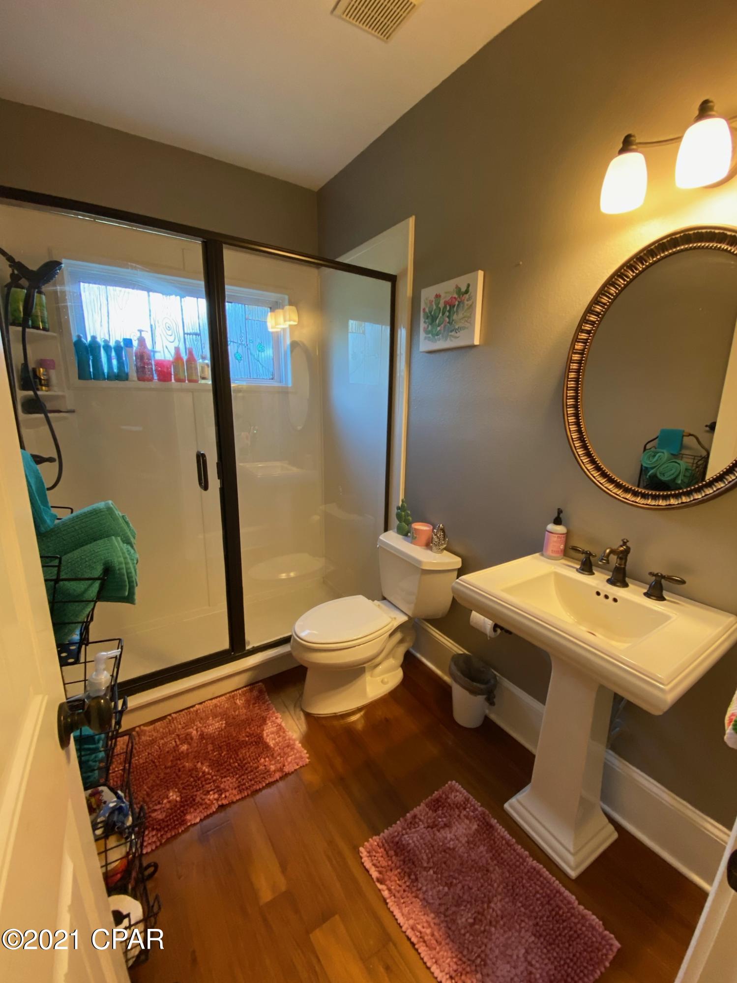 [No Recorded Subdiv] - Residential