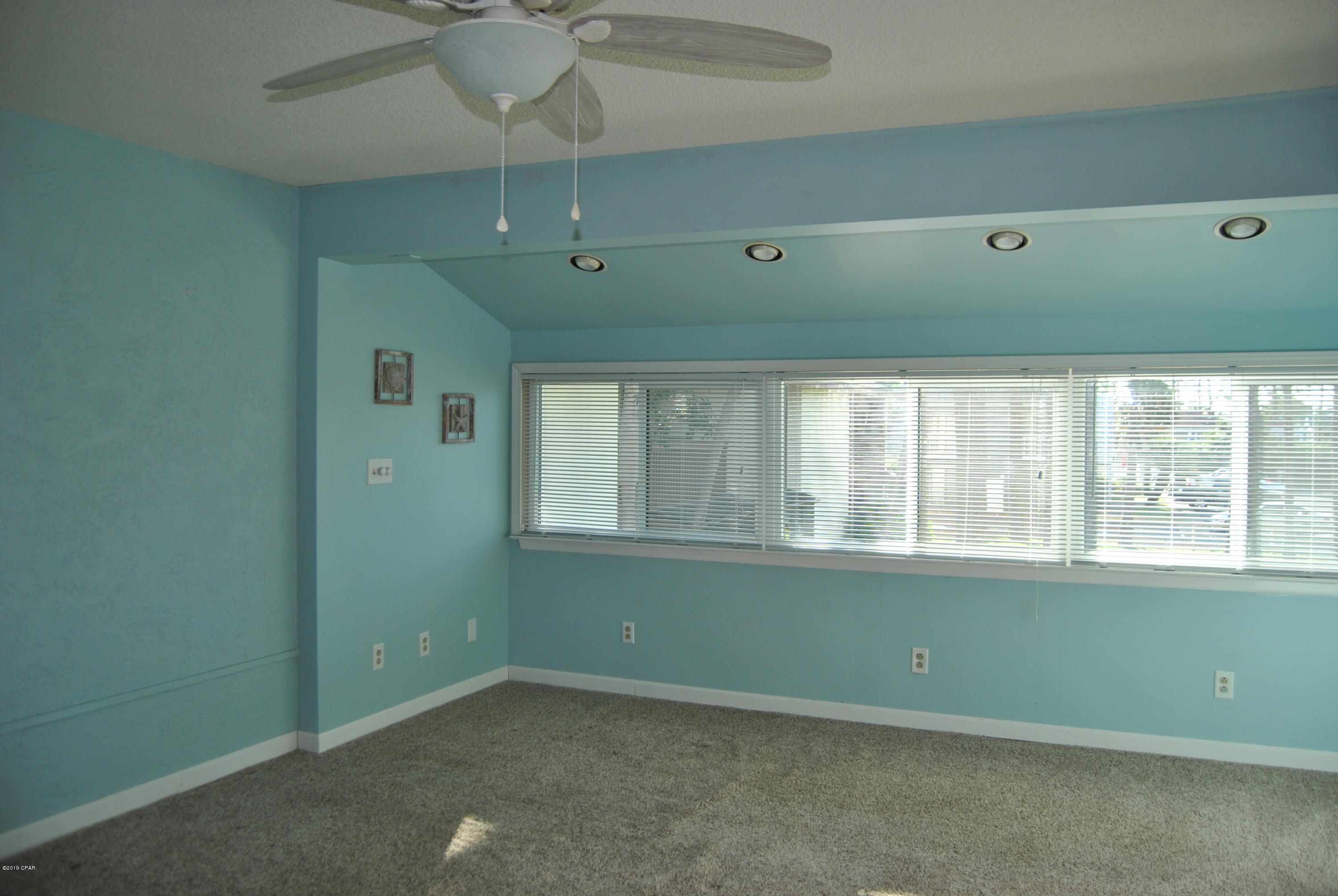 Palisades Condo Ph 1 - Residential