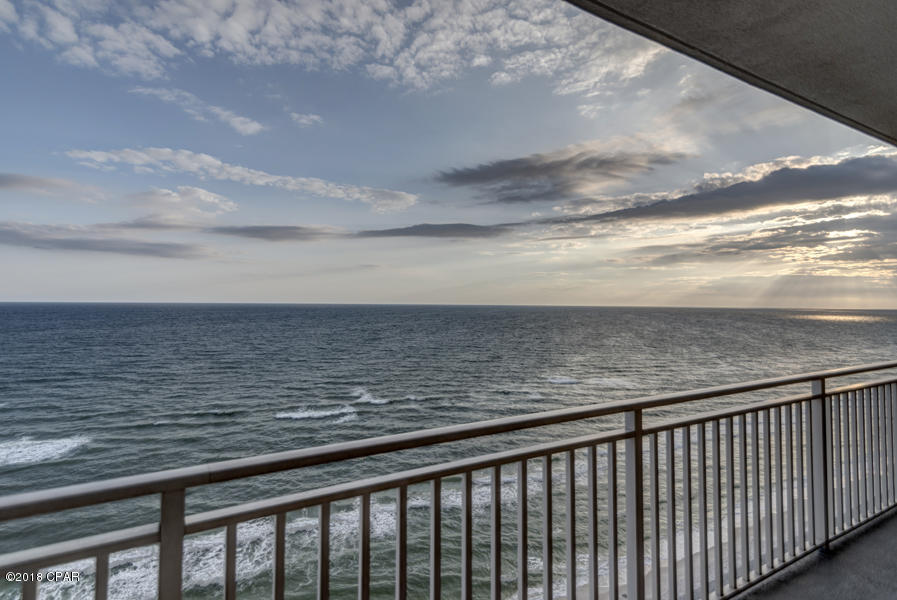 Splash Condo - Residential