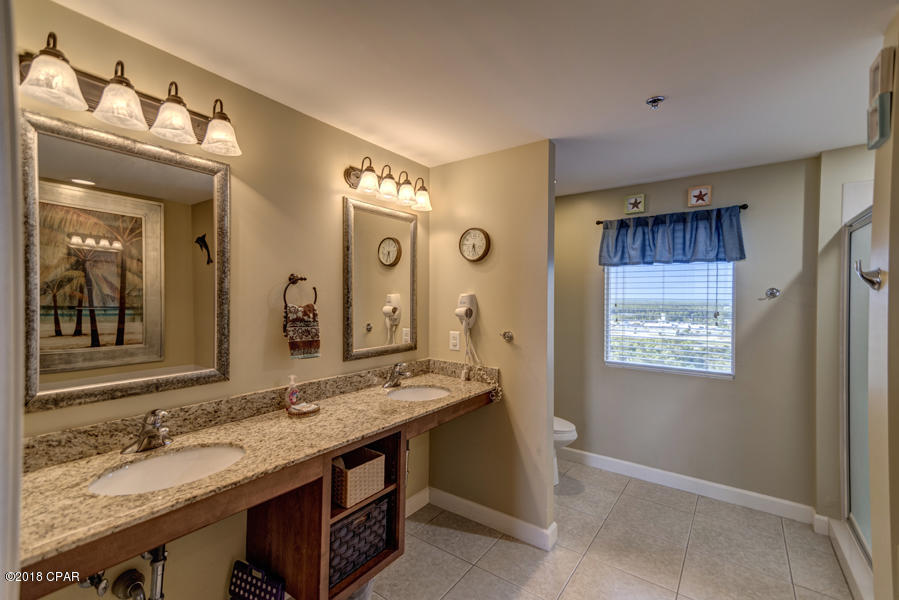 Splash Condo - Residential