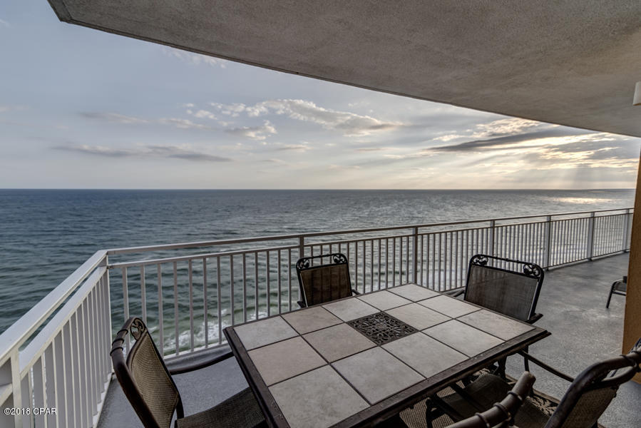 Splash Condo - Residential