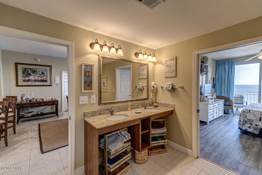 Splash Condo - Residential