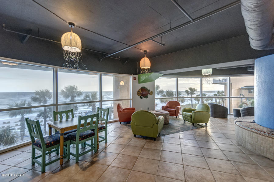 Splash Condo - Residential