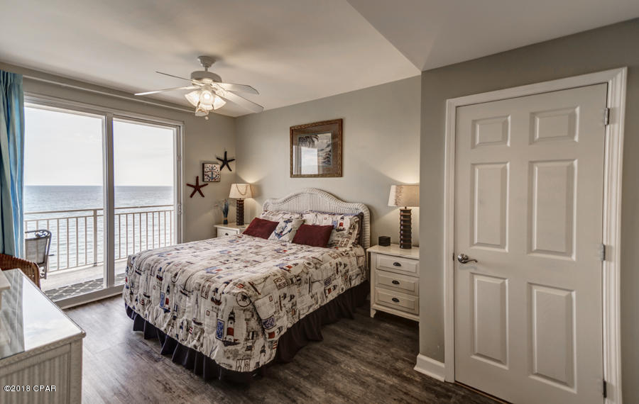 Splash Condo - Residential