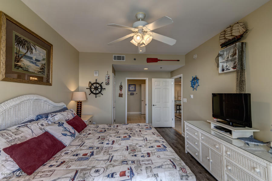 Splash Condo - Residential