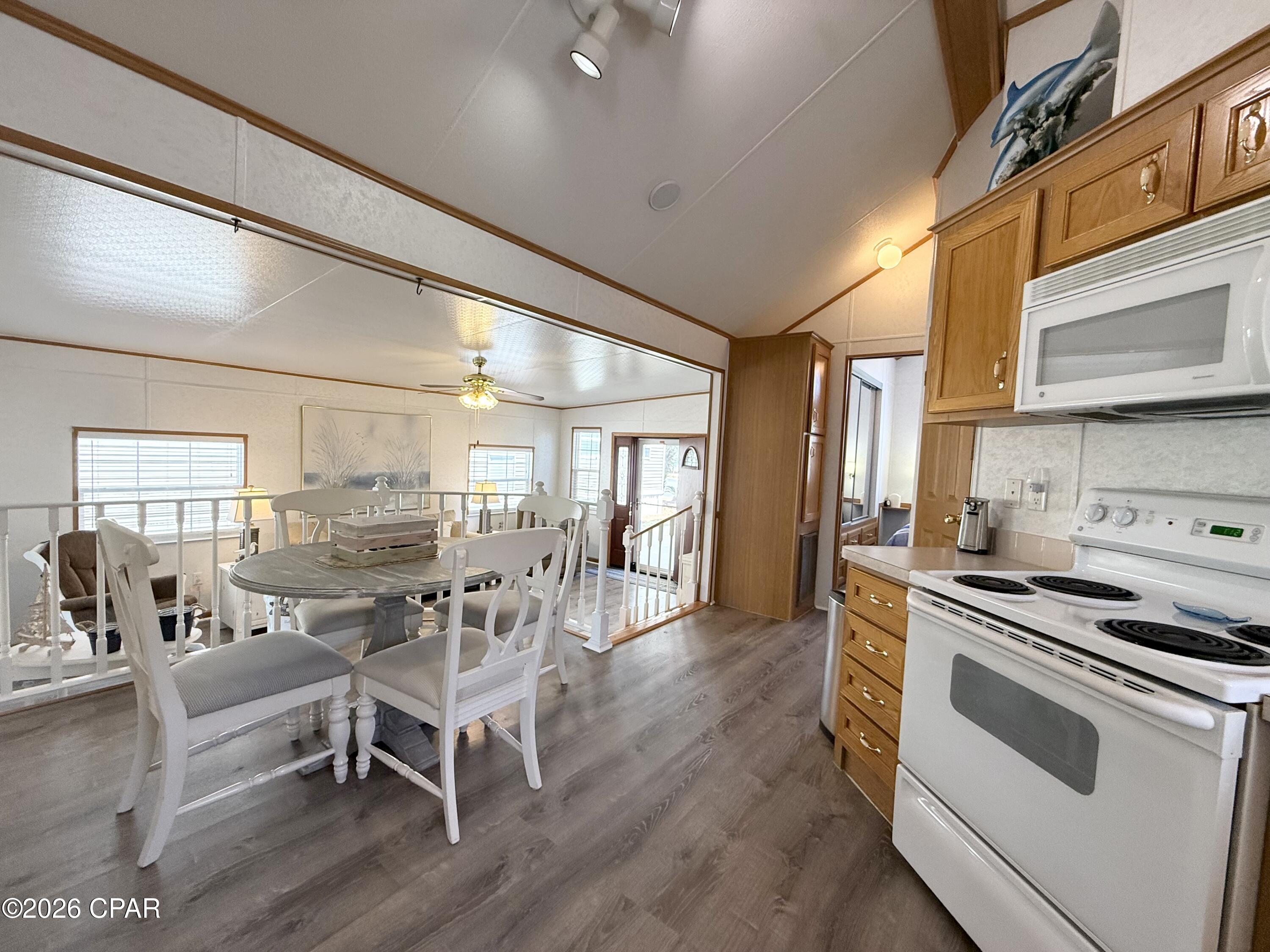 Emerald Pointe Resort - Residential