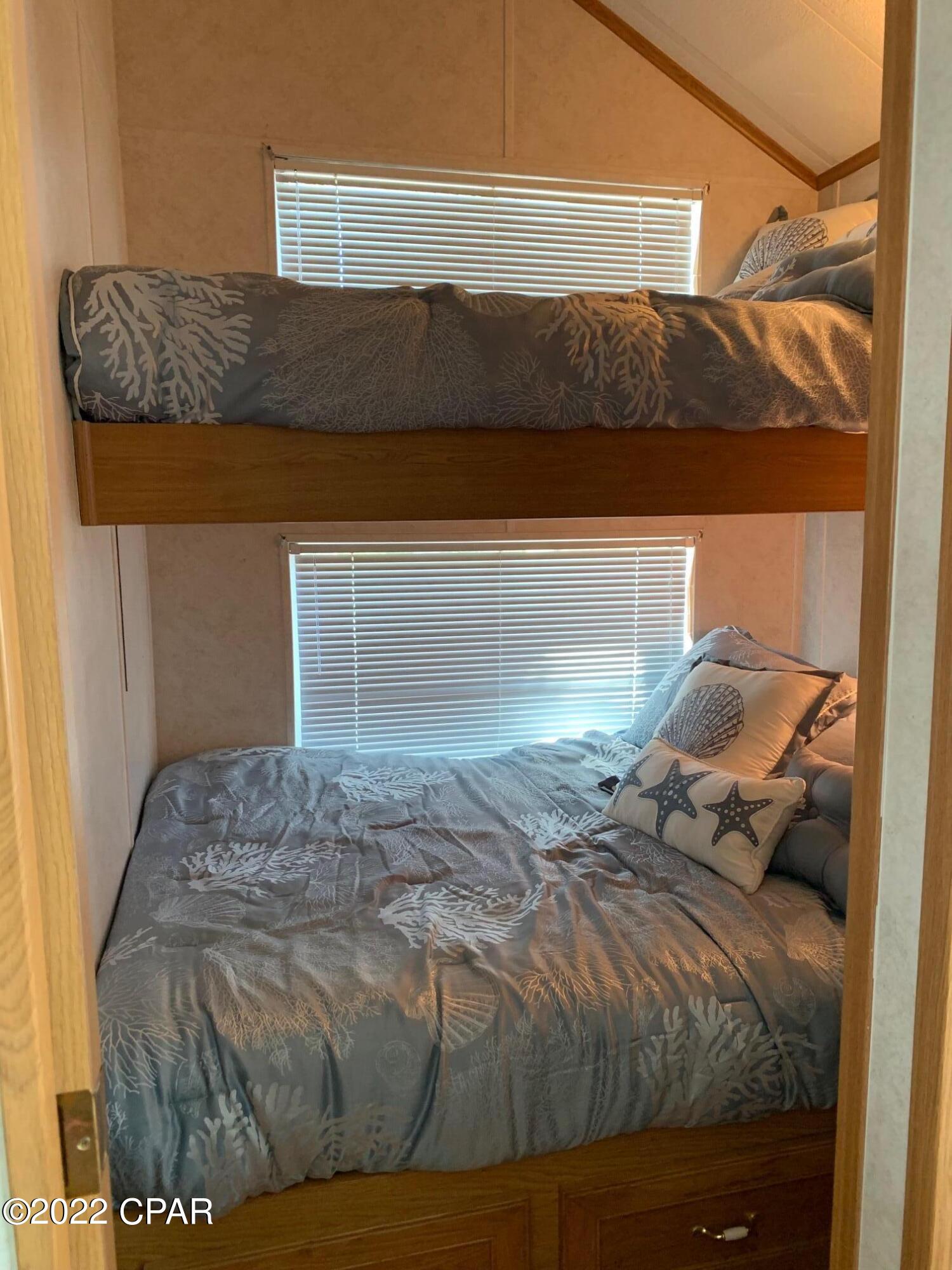 Emerald Pointe Resort - Residential Lease