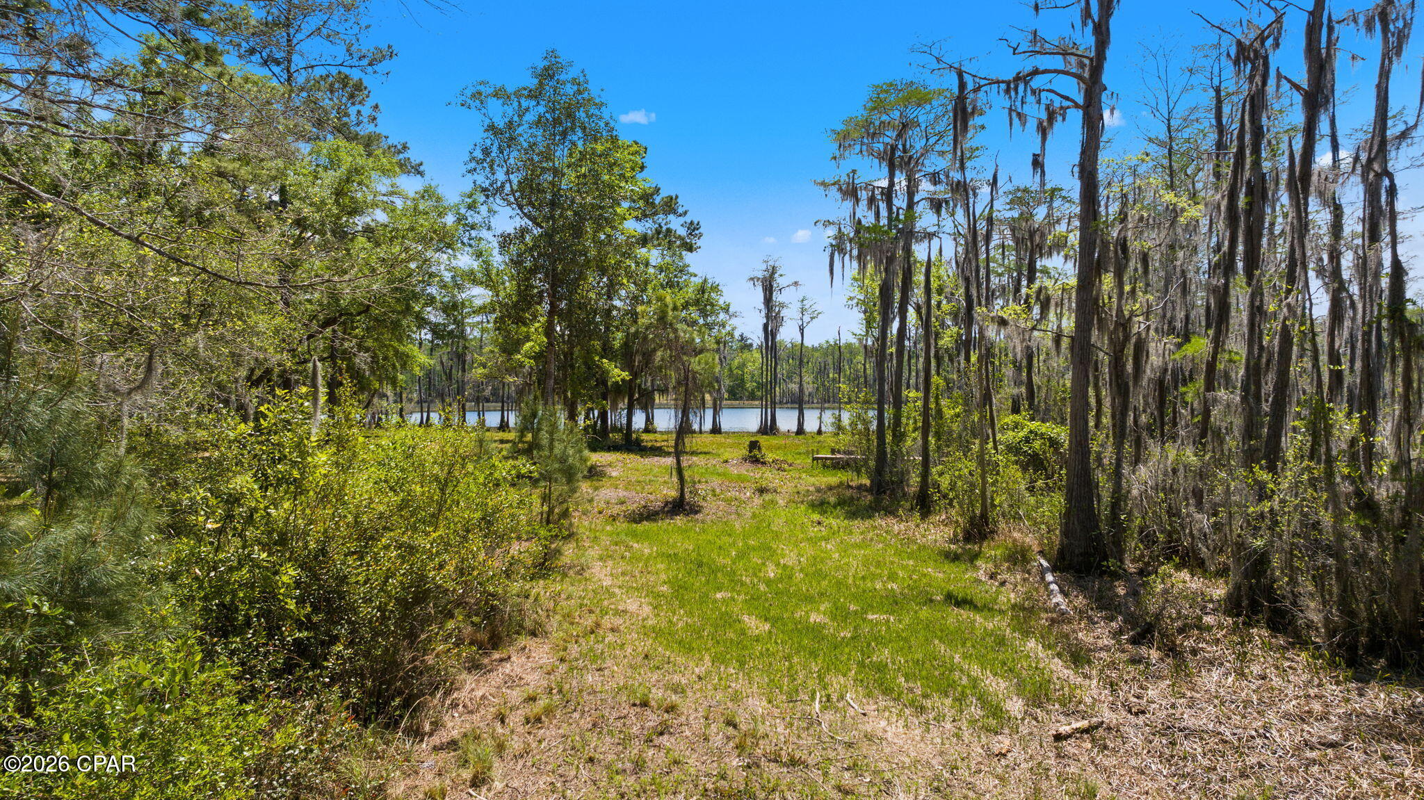 Paradise Lakes - Land