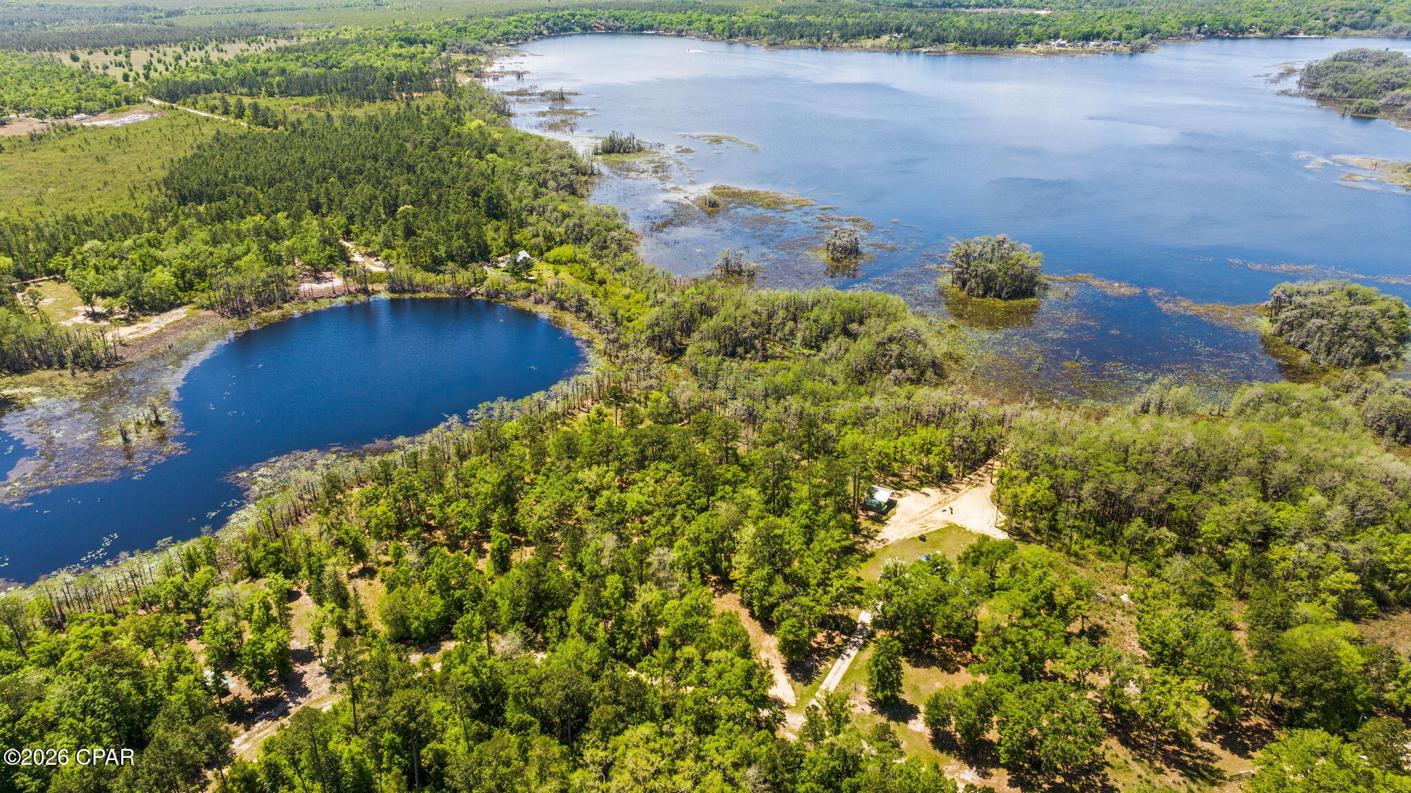 Paradise Lakes - Land