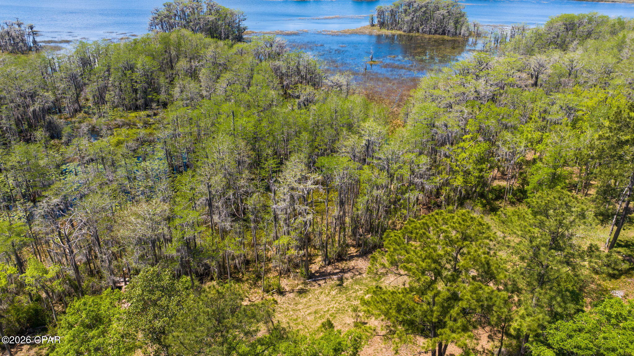 Paradise Lakes - Land