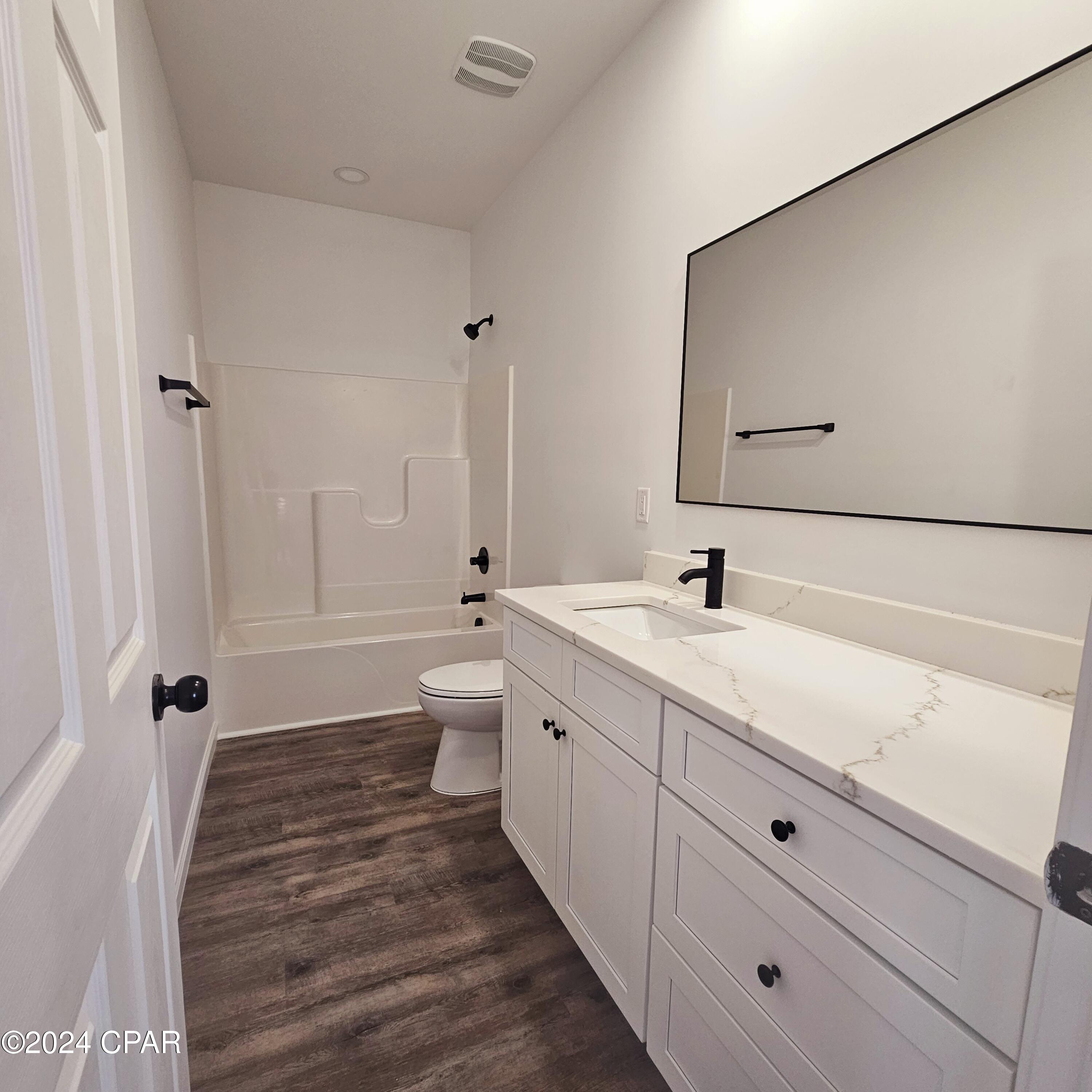 Bennett & Goodgame - Residential