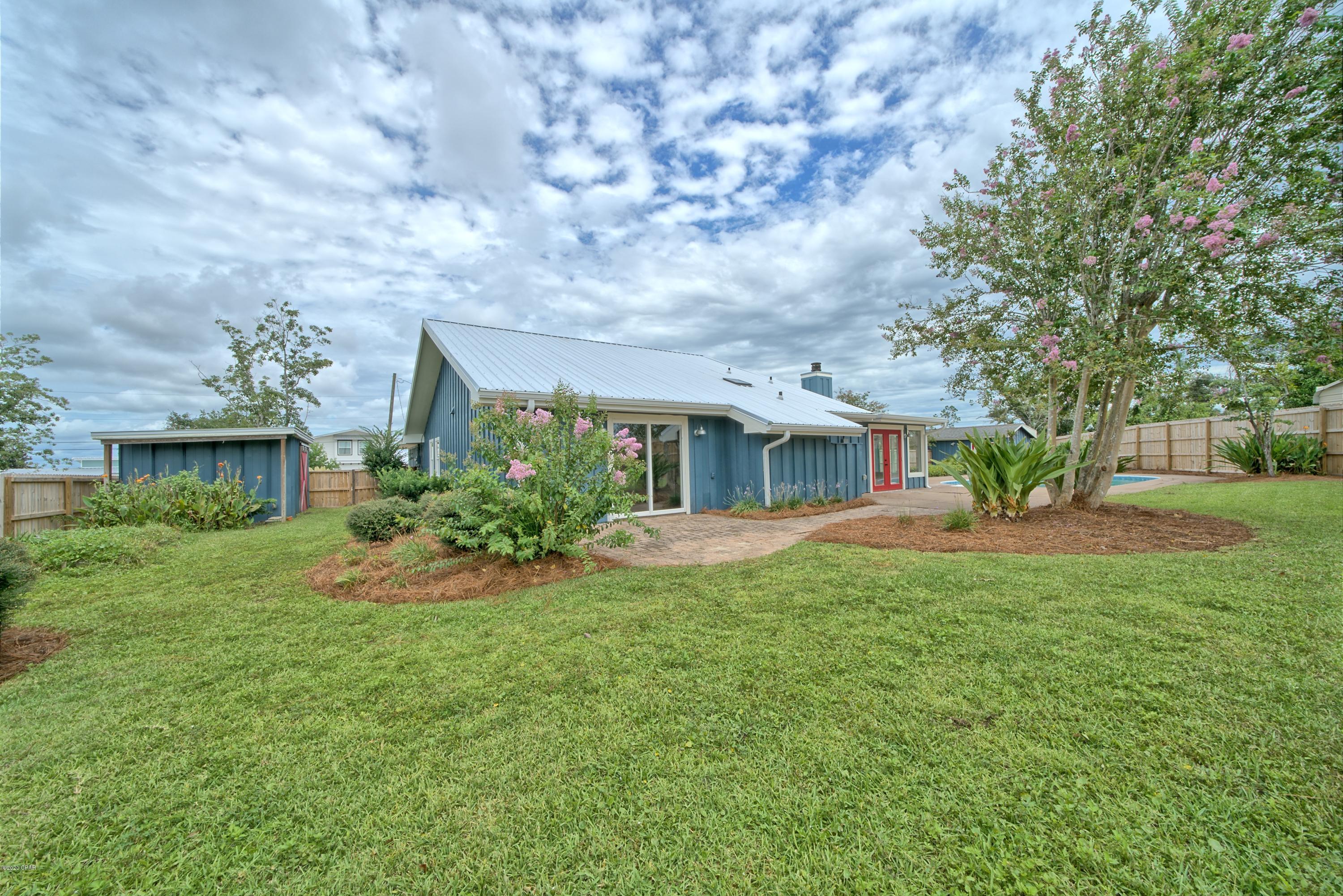 College Point 2nd Add - Residential