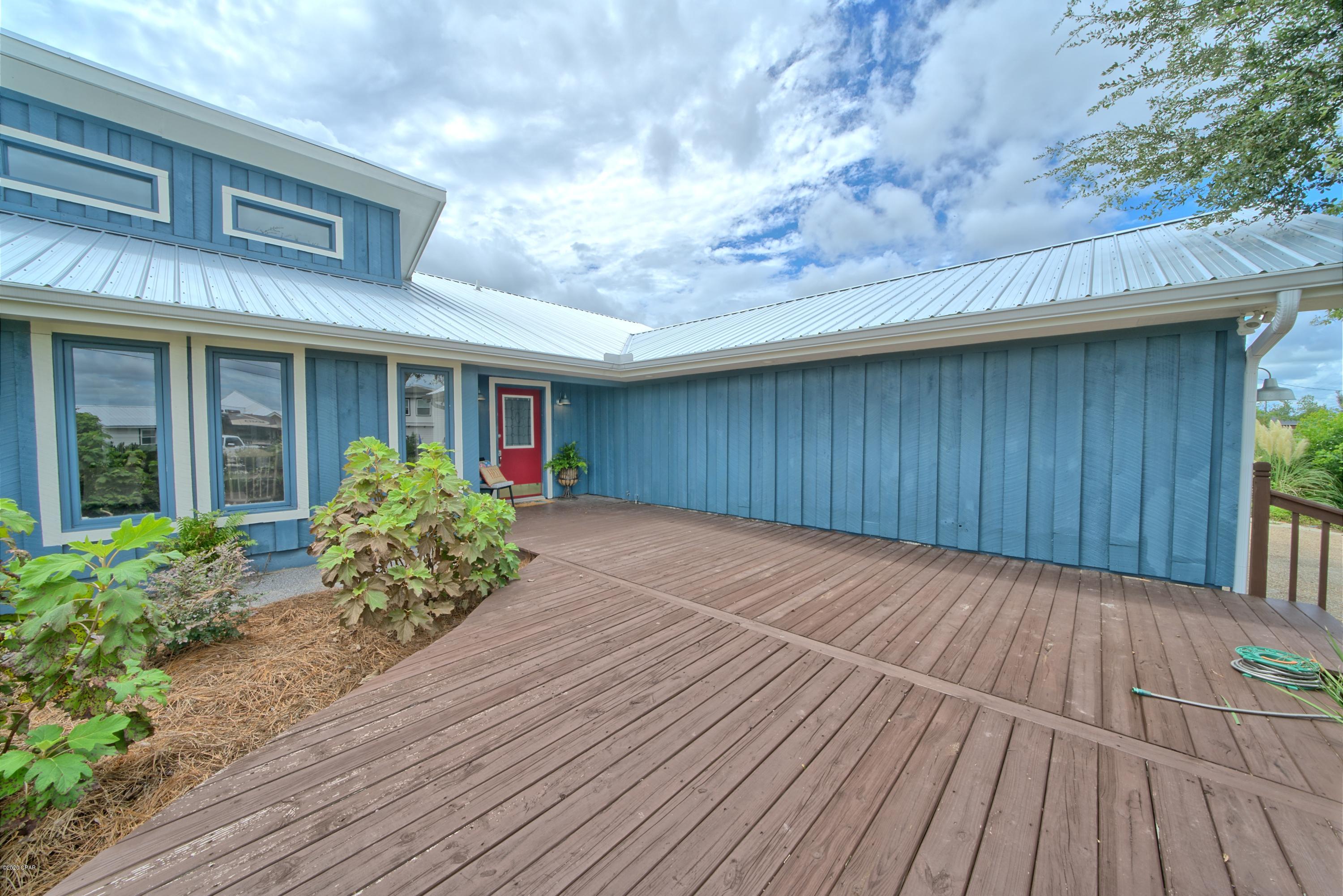 College Point 2nd Add - Residential