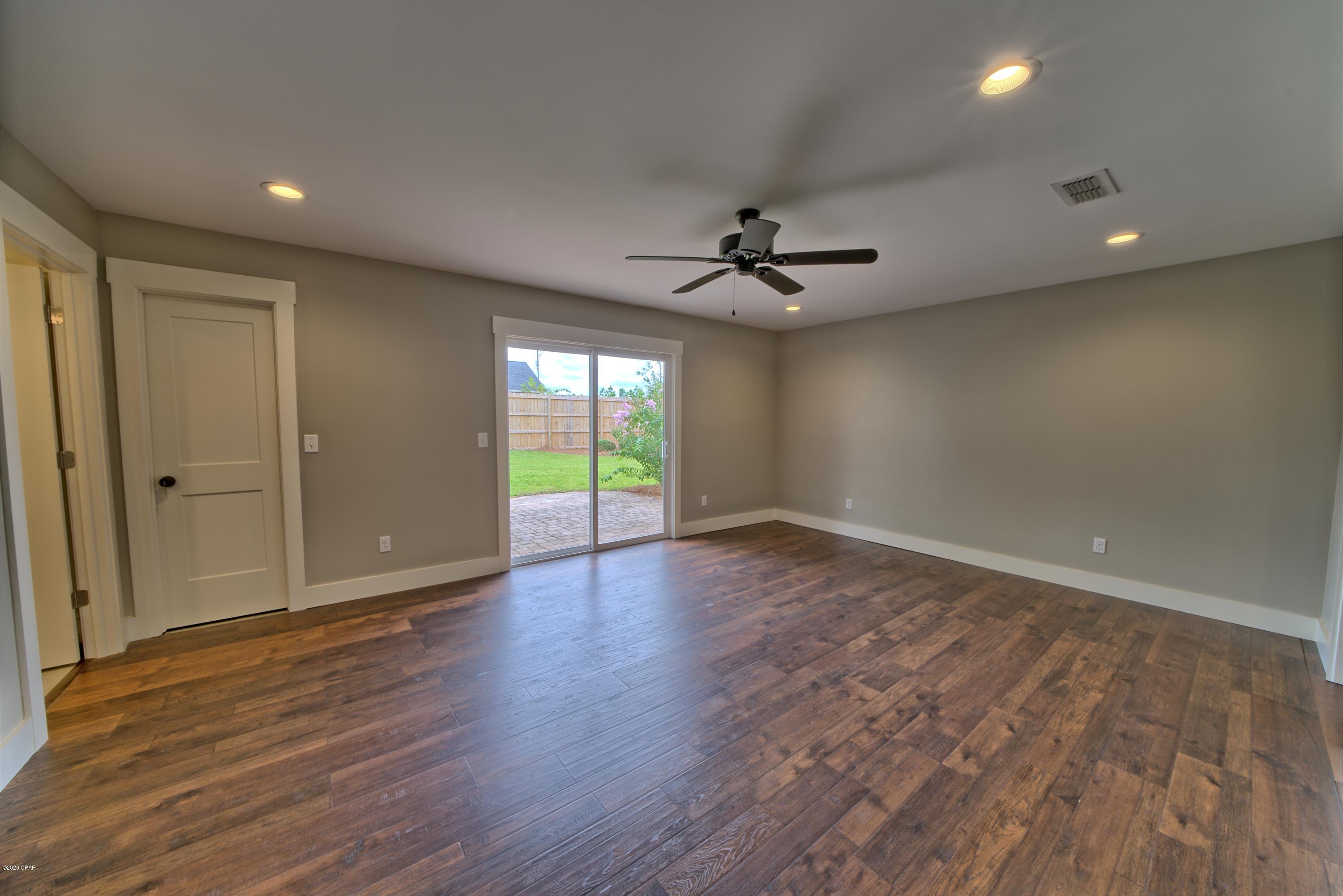 College Point 2nd Add - Residential