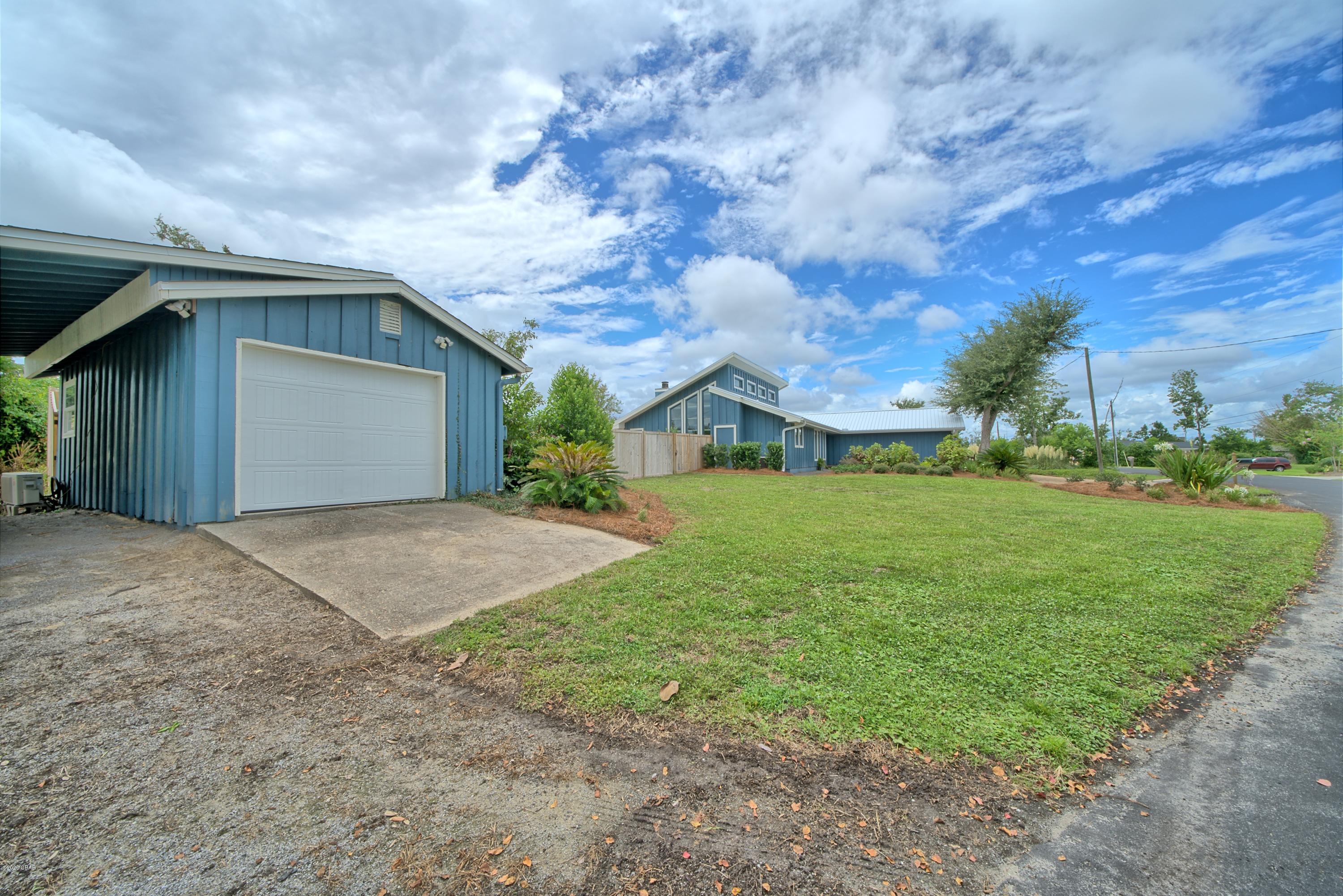 College Point 2nd Add - Residential