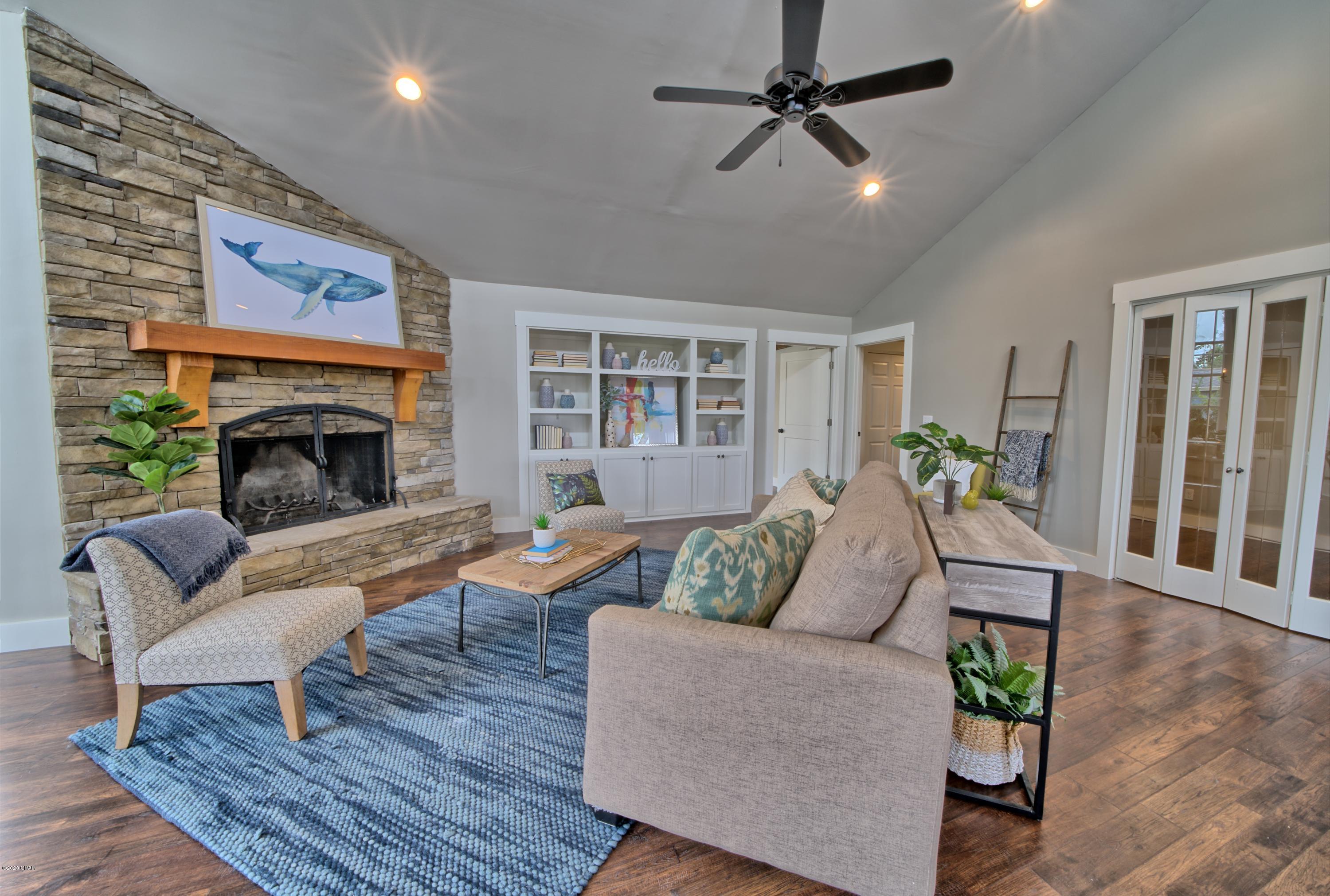 College Point 2nd Add - Residential