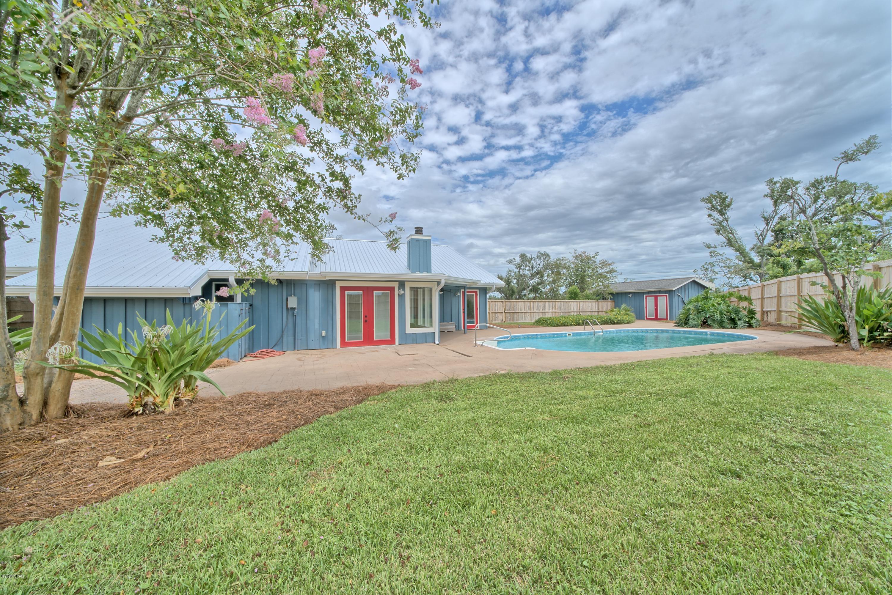 College Point 2nd Add - Residential