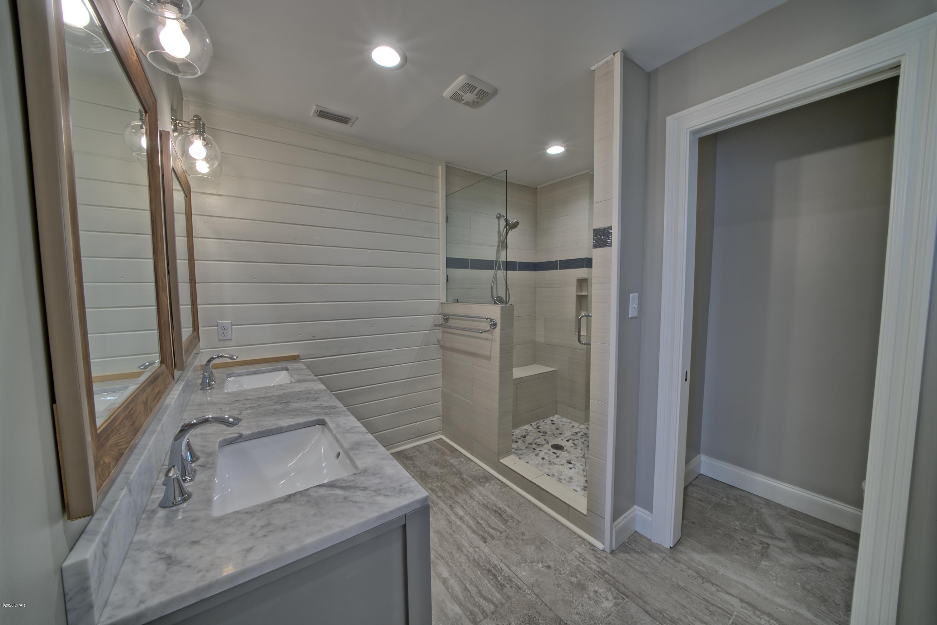 College Point 2nd Add - Residential