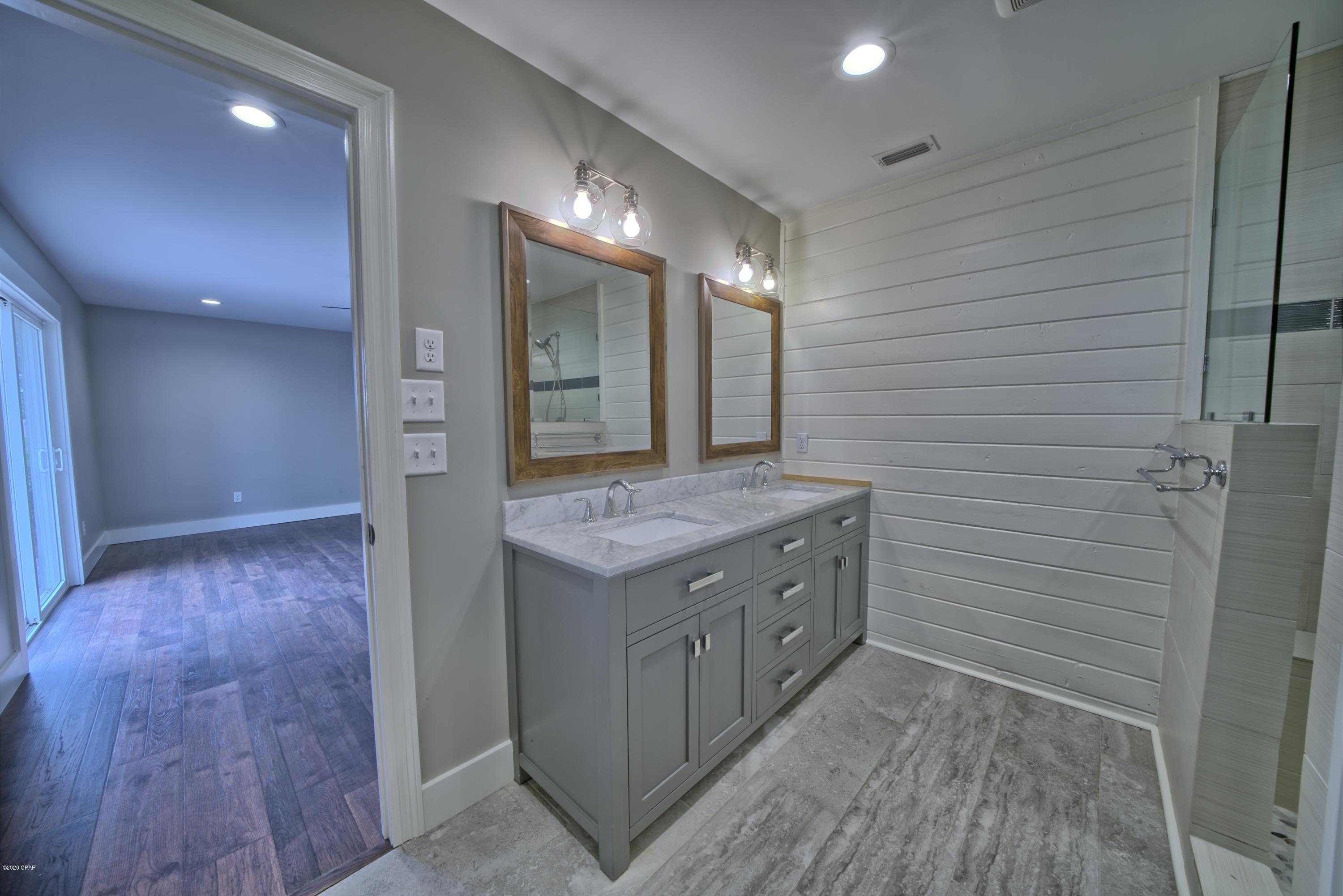 College Point 2nd Add - Residential