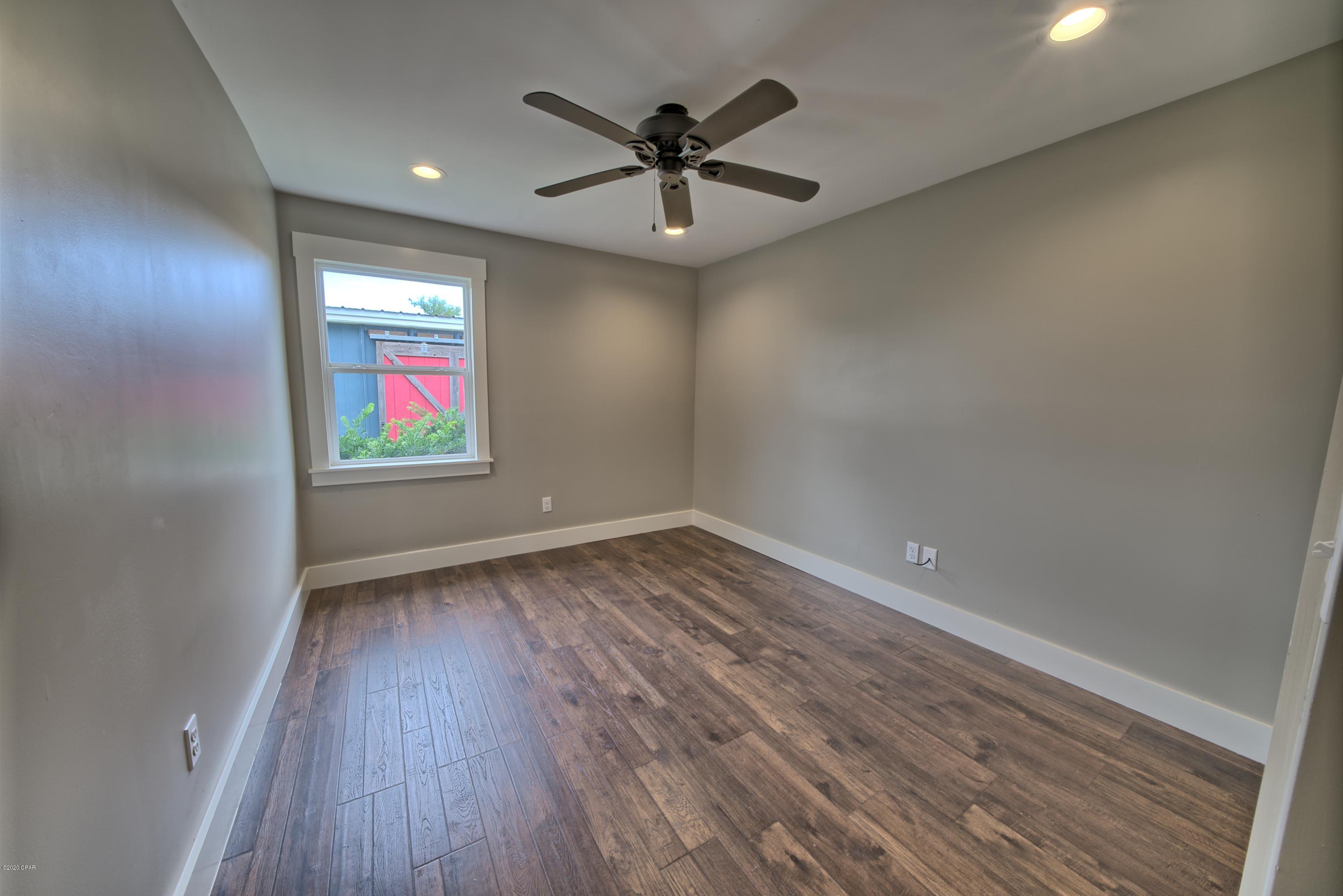 College Point 2nd Add - Residential