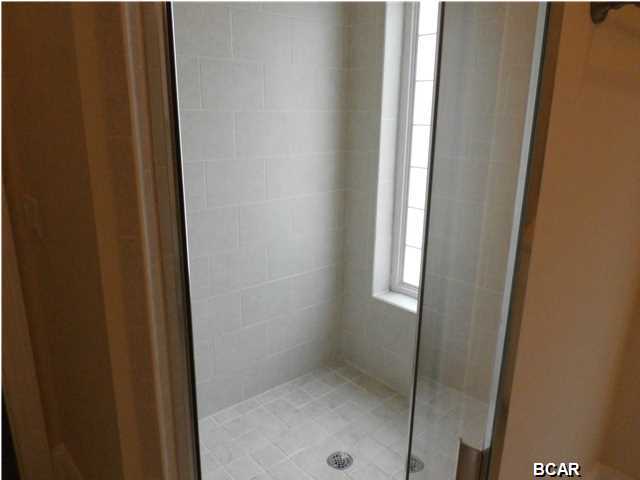 Tierra Verde Phase II - Residential Lease