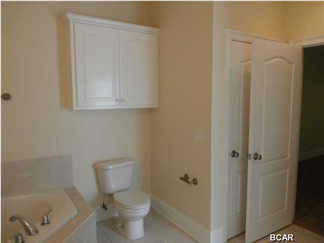 Tierra Verde Phase II - Residential Lease