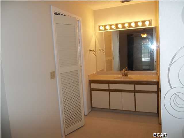 Derby Woods 1st Add - Residential