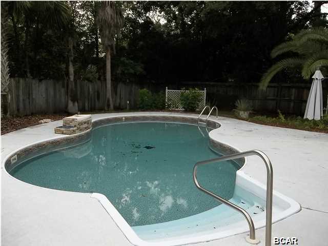 Derby Woods 1st Add - Residential