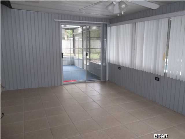 Derby Woods 1st Add - Residential