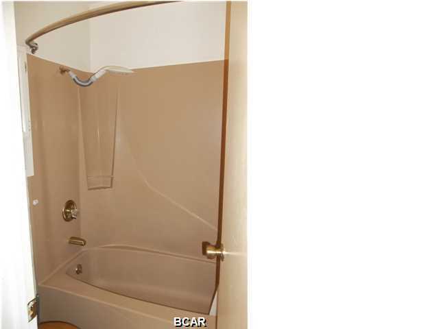 Derby Woods 1st Add - Residential