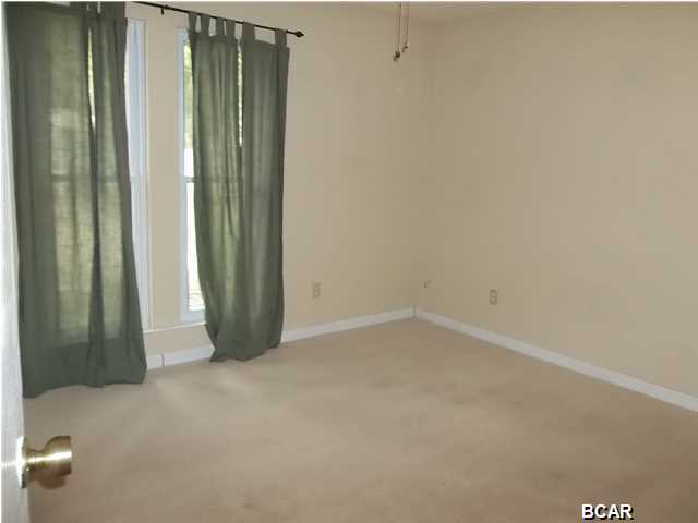 Derby Woods 1st Add - Residential