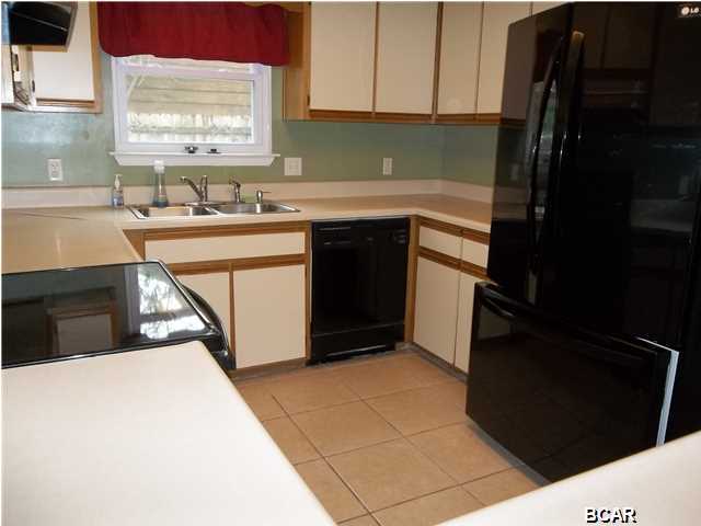 Derby Woods 1st Add - Residential