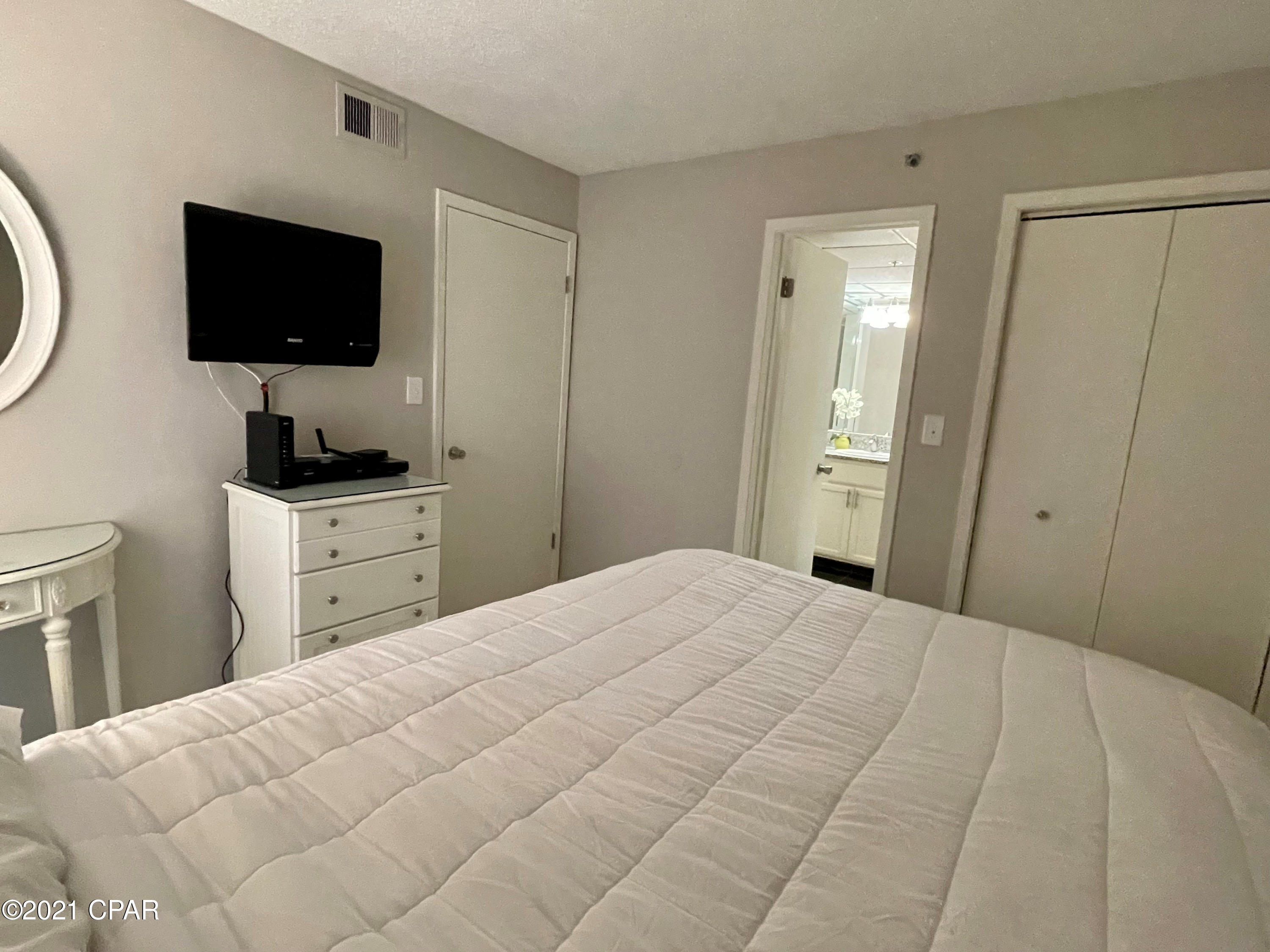 Edgewater Tower III - Residential