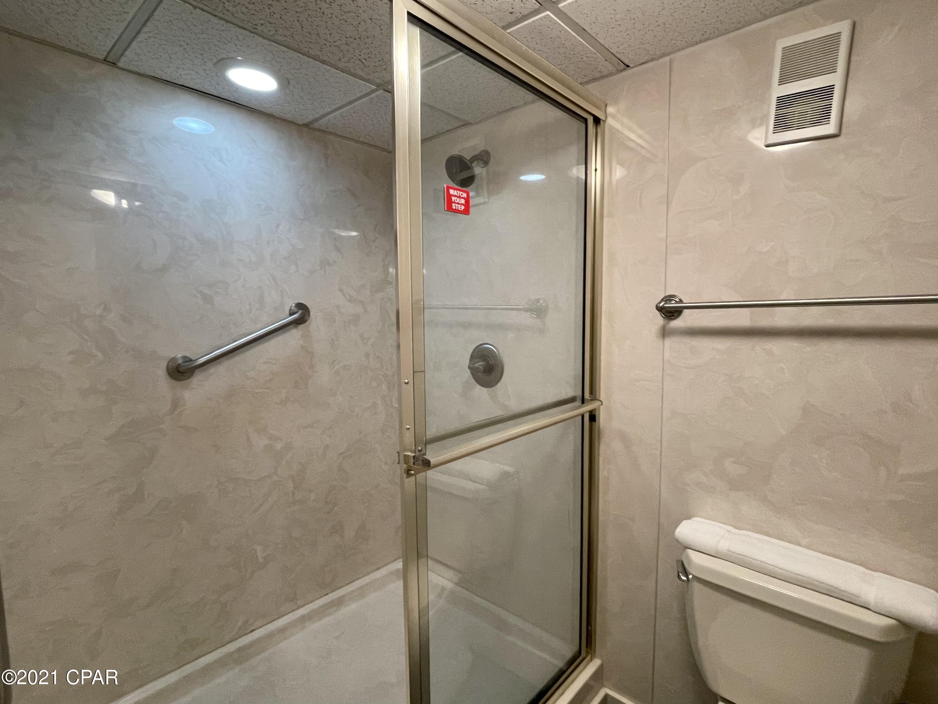 Edgewater Tower III - Residential