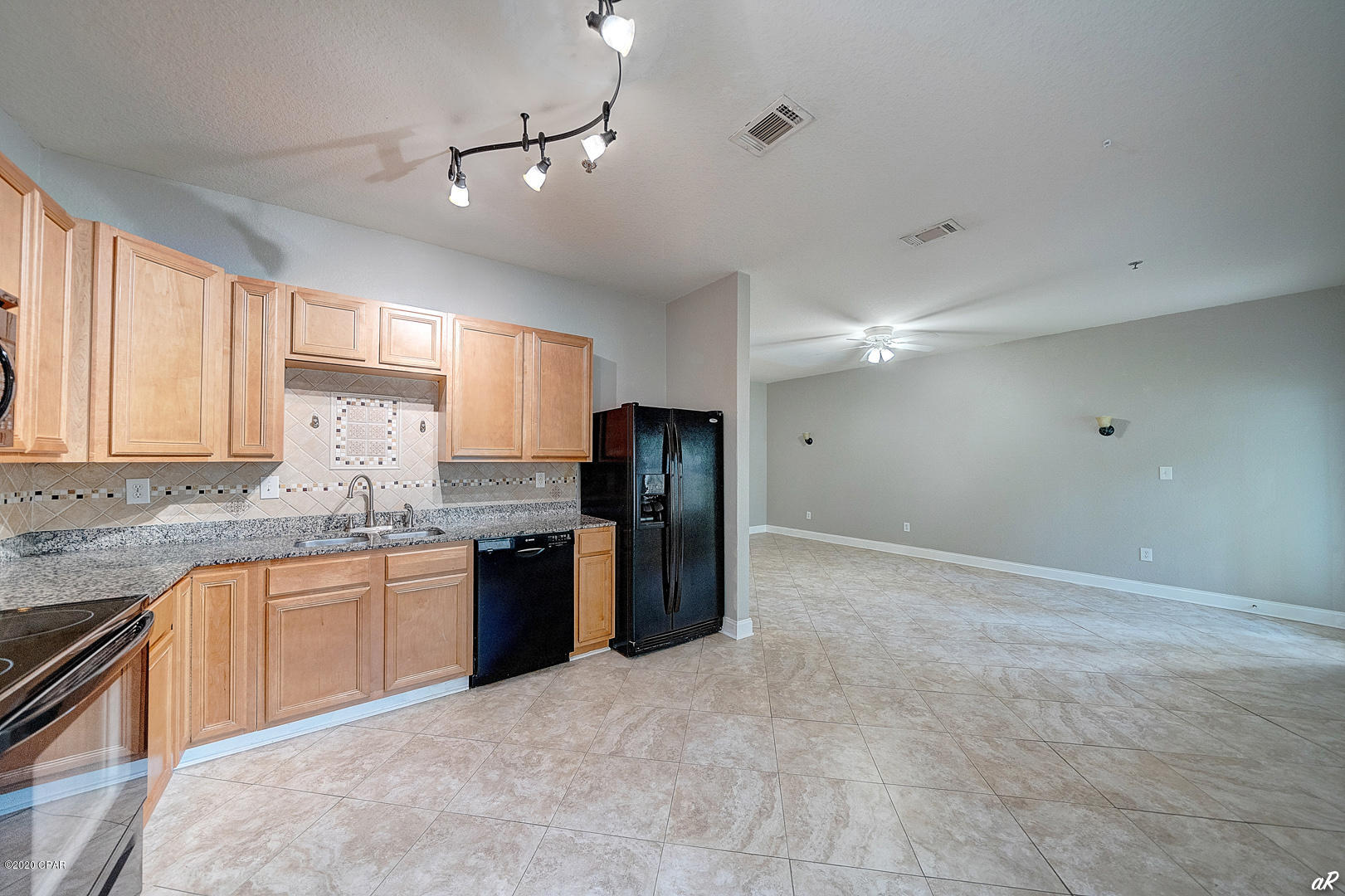 Villas At Suncrest - Residential