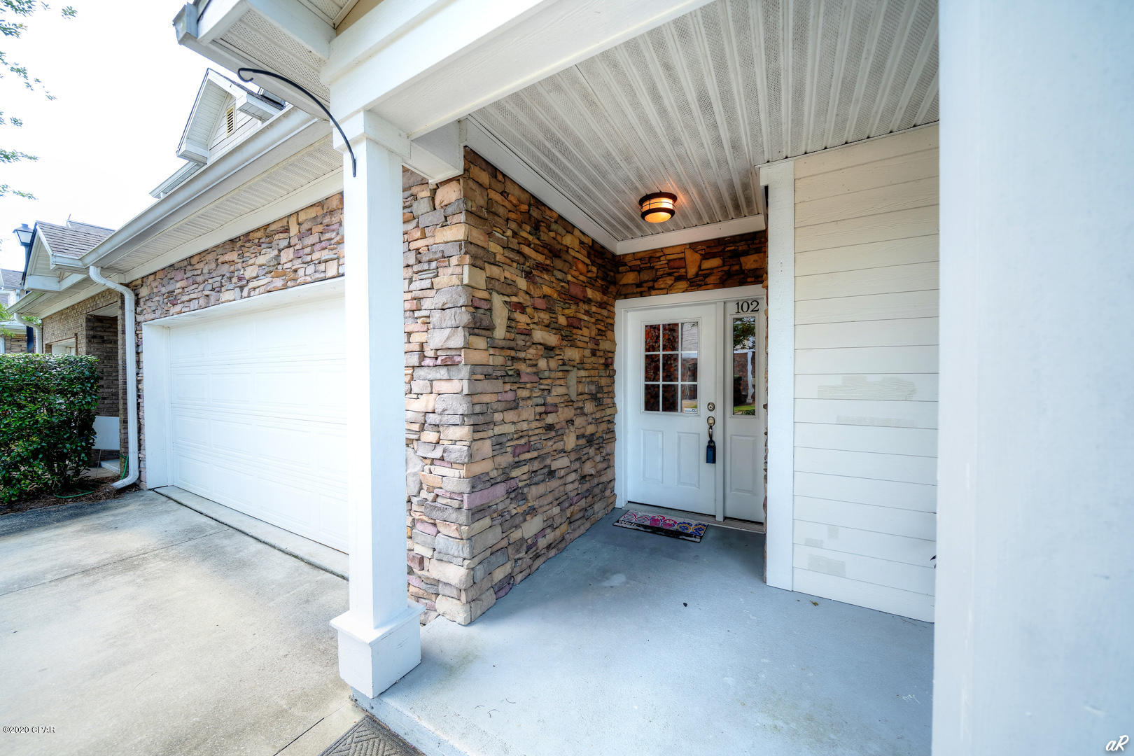 Villas At Suncrest - Residential