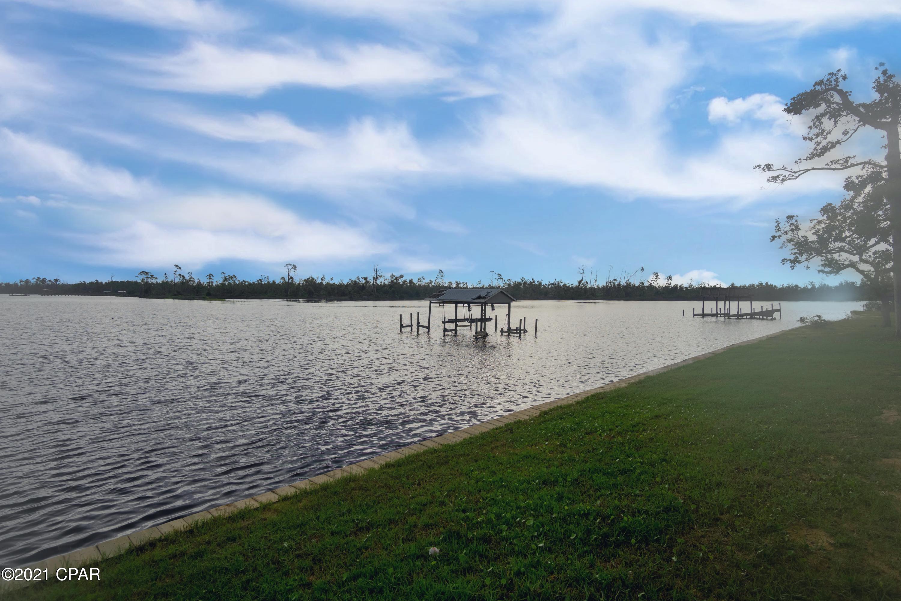 College Point - Land