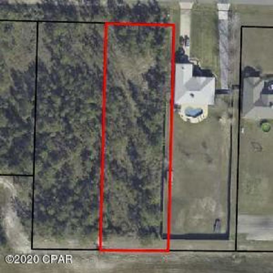 Great lot in growing Southport area. The lot is just under an acre in the White Oaks neighborhood with the potential to build.