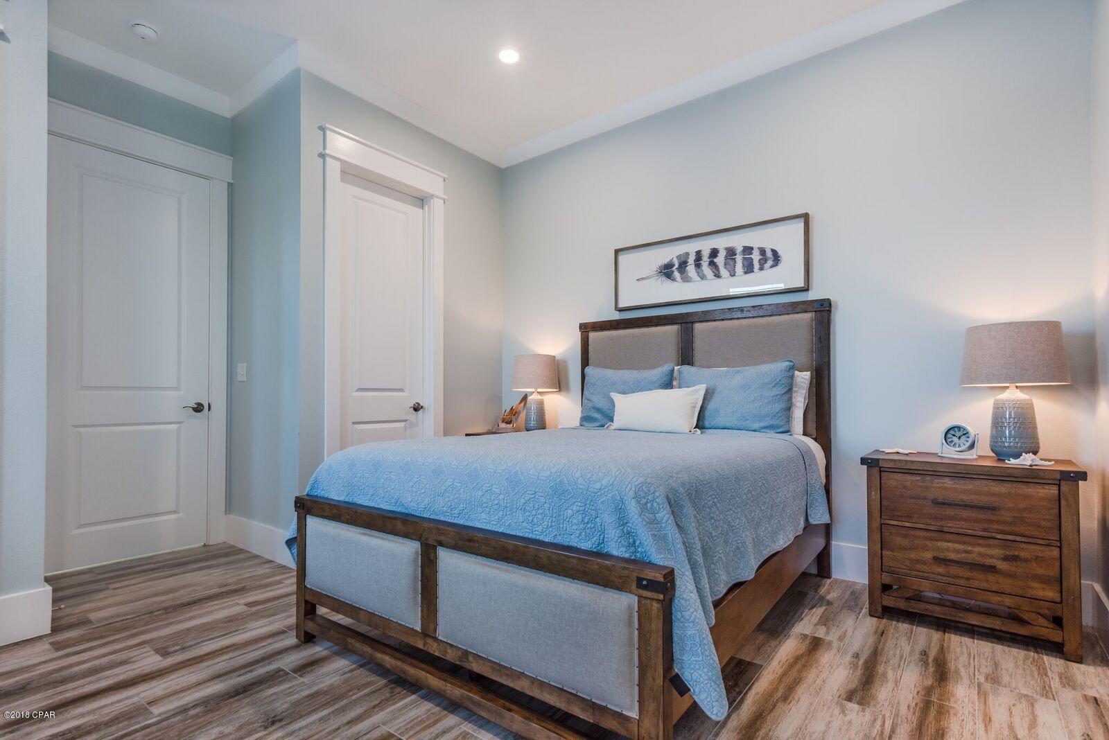 Laguna Beach Estates 5th Add - Residential