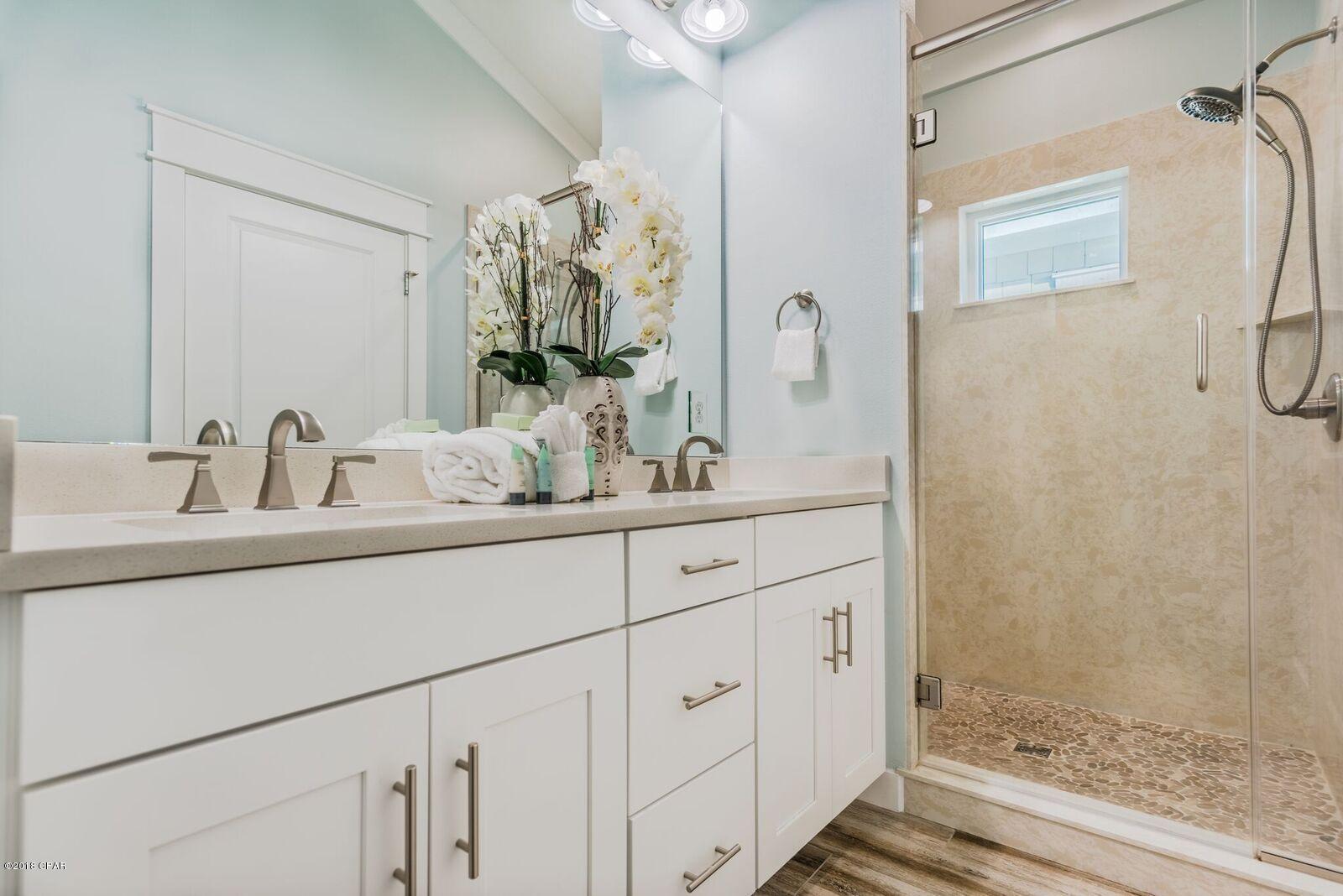 Laguna Beach Estates 5th Add - Residential